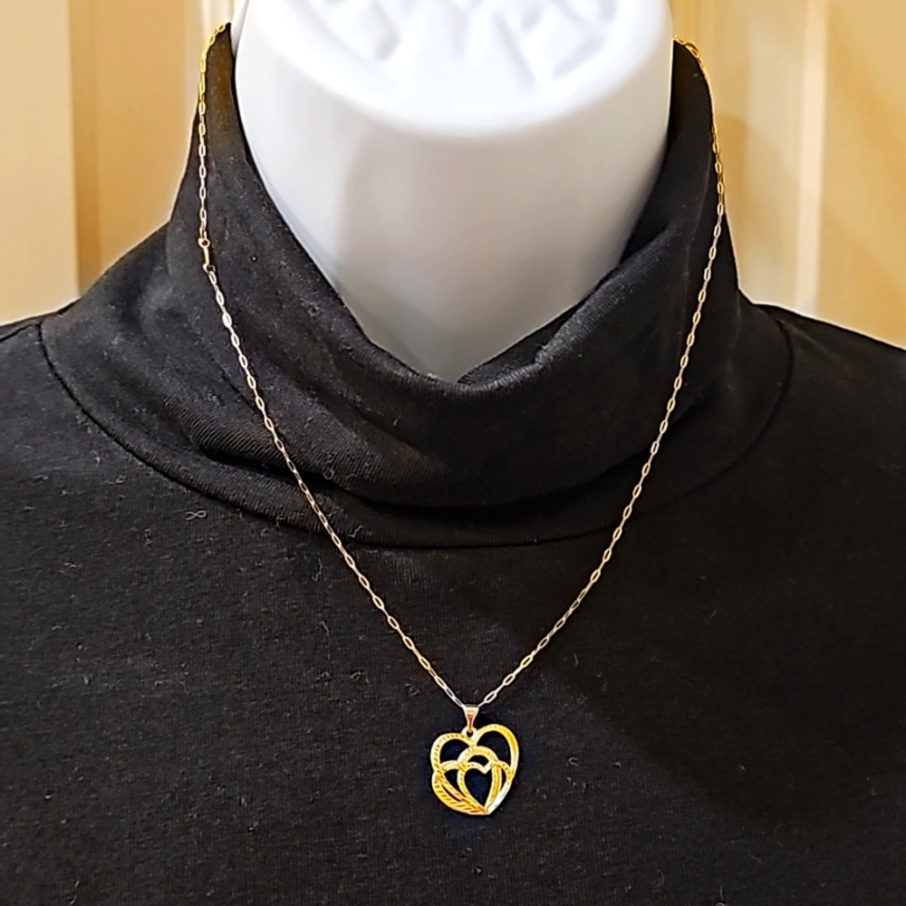 Lightweight 18k Saudi gold necklace